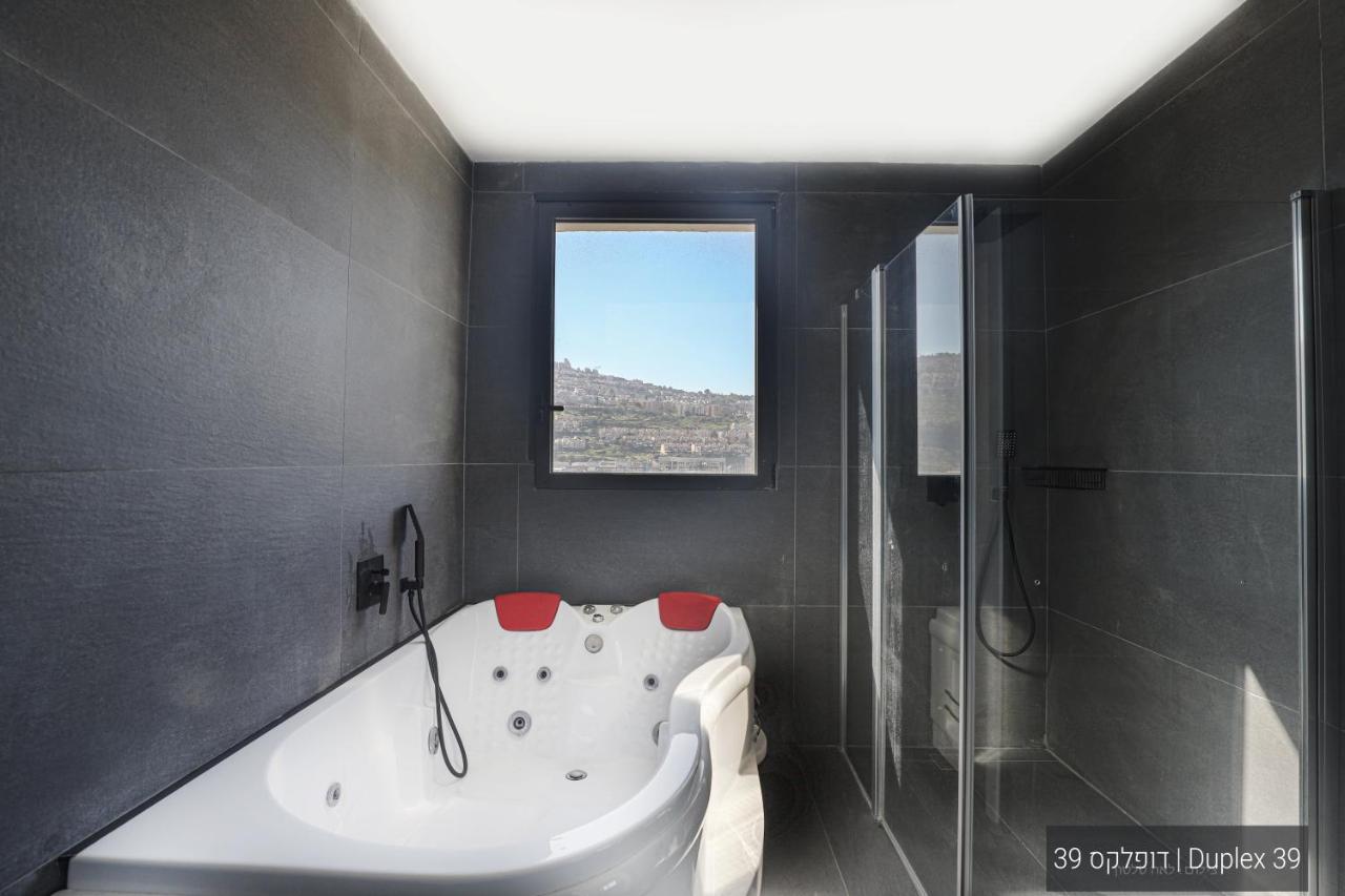 Yalarent La Mera- Suits Hotel With Sea Of Galilee Views Tiberias Eksteriør bilde